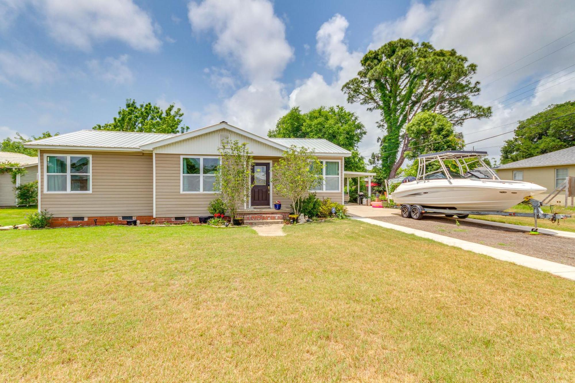 Pensacola Home With Private Spa Walk To Beach! エクステリア 写真