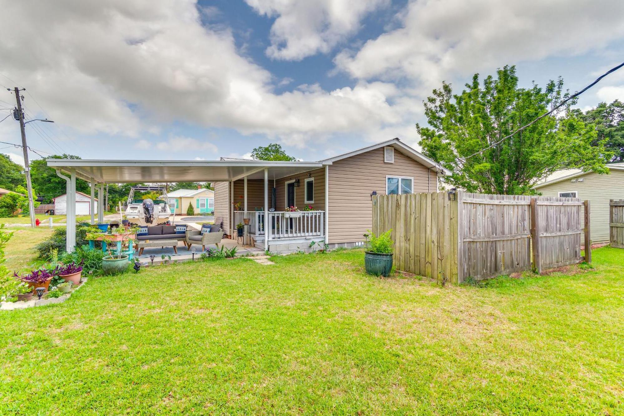 Pensacola Home With Private Spa Walk To Beach! エクステリア 写真